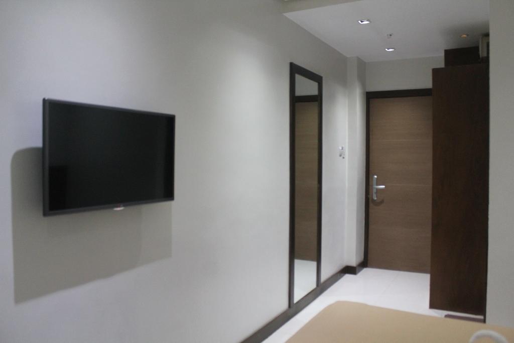 West Makati Hotel Makati City Chambre photo