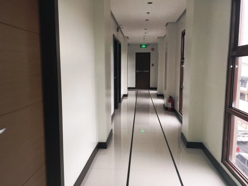 West Makati Hotel Makati City Extérieur photo